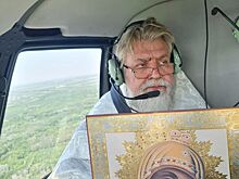 В Оренбурге прошел крестный ход на вертолете с иконой Табынской Божьей Матери