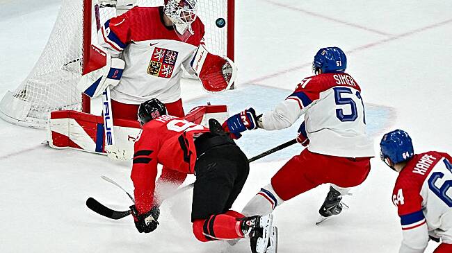 Раскрыта уловка болельщика для проноса на трибуны Олимпиады российского флага