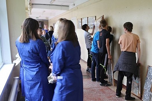 1500 старшеклассников подработали летом в школьных рабочих бригадах Владивостока