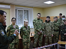 По следам «преступления»: воспитанники челябинской «Высоты» побывали в гостях у военных следователей