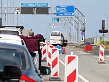 В пробке к Крымскому мосту скопились больше 500 автомобилей
