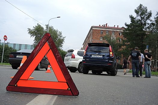 На севере Москвы из-за конфликта на дороге и аварии частично перекрыто Ленинградское шоссе