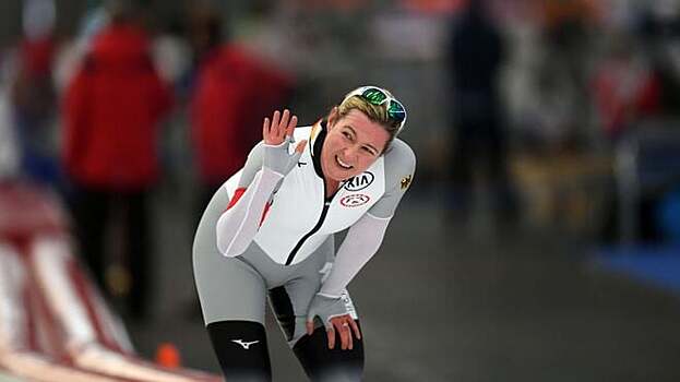 Конькобежка Клаудия Пехштайн в 47 лет завоевала два золота на чемпионате Германии. В 2009-м ее дисквалифицировали за допинг