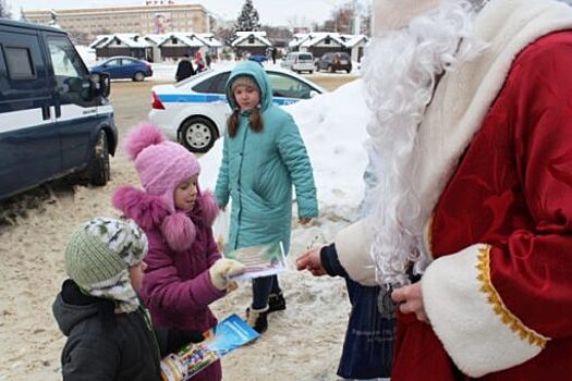 Всероссийская акция «Полицейский Дед Мороз» продолжается в Твери