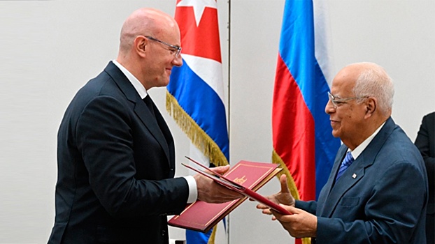 Россия и Куба подписали соглашения о сотрудничестве в строительстве, энергетике и спорте