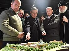 Медведев осмотрел исторические объекты Курска и поддержал создание духовно-просветительского кластера