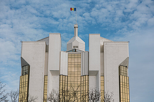 В Молдове начали собирать подписи за президентскую форму правления