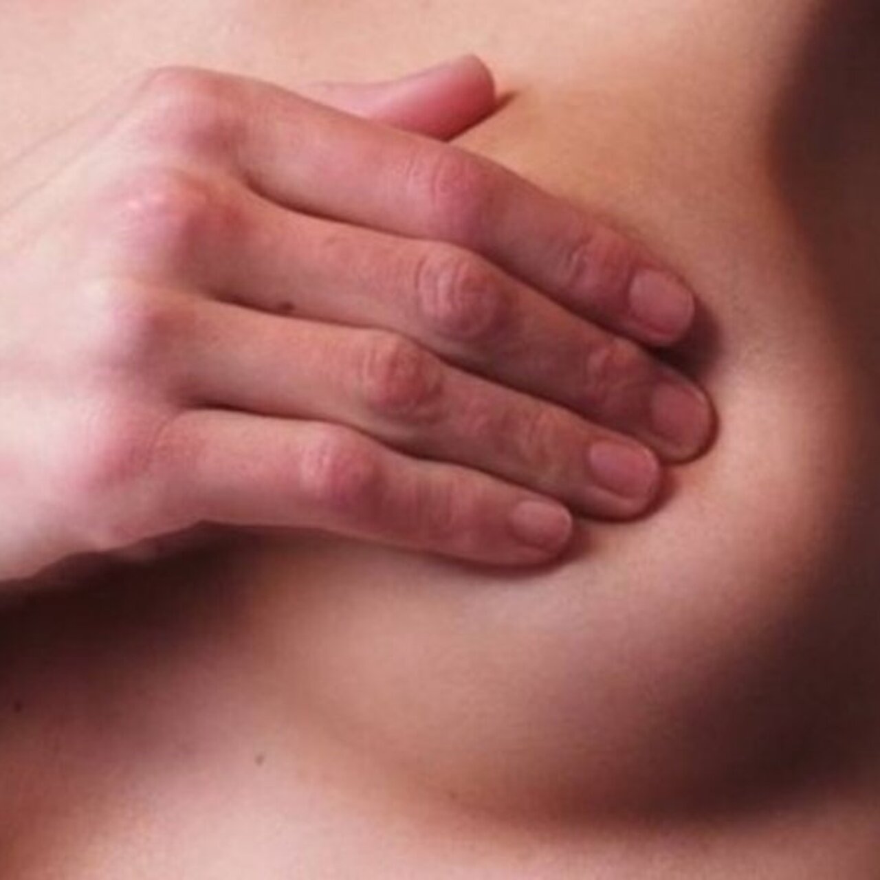 пухдые ореолы на сиськах 