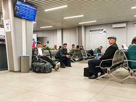 Глава «Ижавиа» Синельников прокомментировал массовые задержки рейсов: один Boeing сломался, второй на ТО