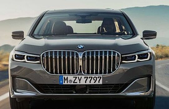 Следующая "семерка" BMW лишится большого двигателя?