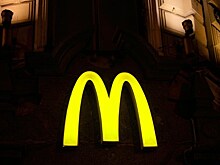 В российских McDonald’s появились официанты