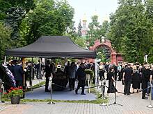 В Москве простились с комментатором Дмитриевой
