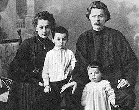 Тимоша Пешкова: почему писателя Горького обвиняли в снохачестве