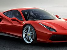 Ferrari изымает 300 моделей из-за утечки топлива и дефектных подушек безопасности