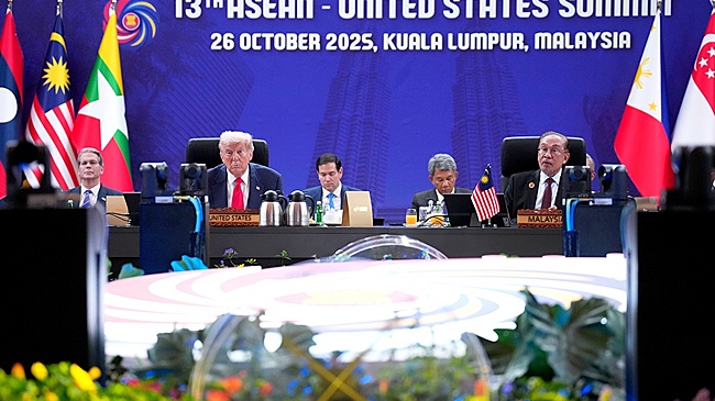 В Куала-Лумпуре открылся саммит АСЕАН