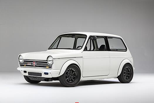 Honda N600 с двигателем от мотоцикла победила в конкурсе красоты