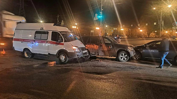 В Самаре рожающая женщина попала в ДТП