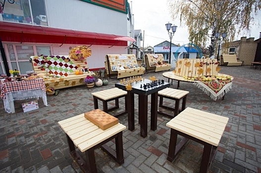 Летний кинотеатр и фонтан с подсветкой появились в селе Вад