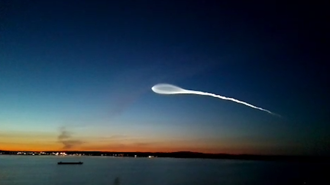 Жители Архангельской области смогли увидеть «космическую медузу» после запуска ракеты-носителя «Союз»