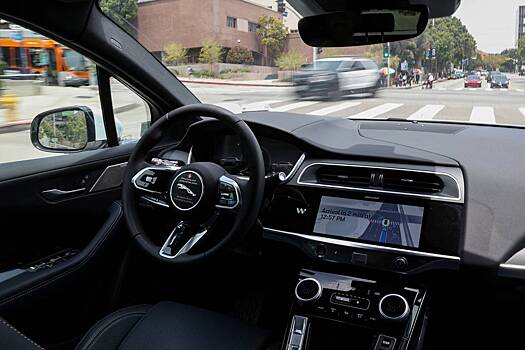 Тренер дала советы по расслаблению тела в долгих поездках за рулем