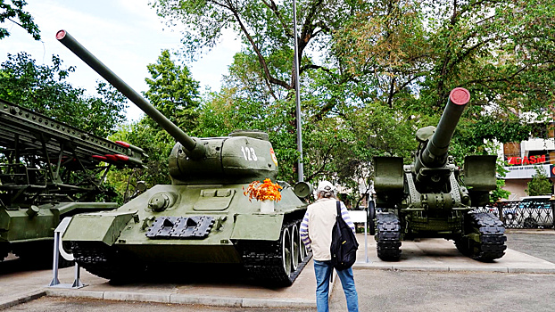 Музей боевой техники под открытым небом появился в Алматы. В экспозиции — более 30 образцов вооружения, в том числе трофейного
