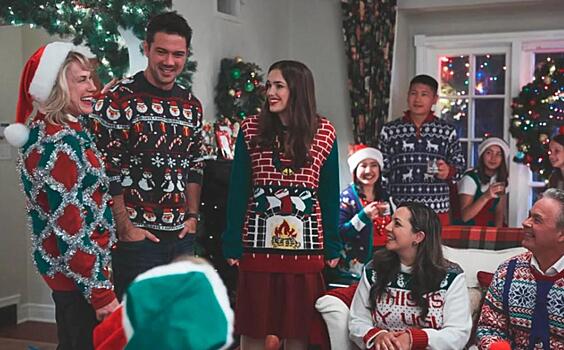 Страшно красивые! Как «уродливые» рождественские свитера стали традицией и покорили Голливуд