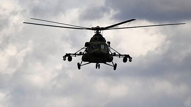 Работу на месте крушения вертолета на Сахалине приостановили