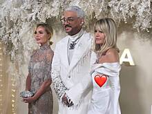 Полина Гагарина вышла в свет в прозрачном платье