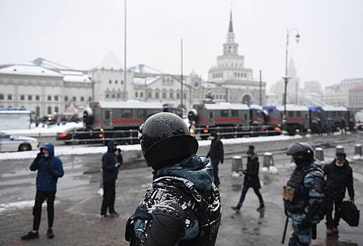 Похожий на ручную гранату предмет нашли возле Казанского вокзала в Москве