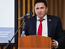 Спикером парламента Кемеровской области стал единоросс Вячеслав Петров