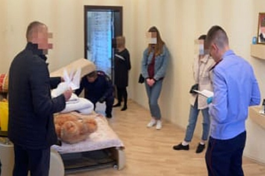 Соучастницами похищения девушки в Новосибирске стали ее мать и бабушка