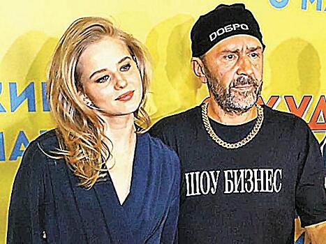 Александра Бортич: На съемках "Я худею" спорили со Шнуровым про рок