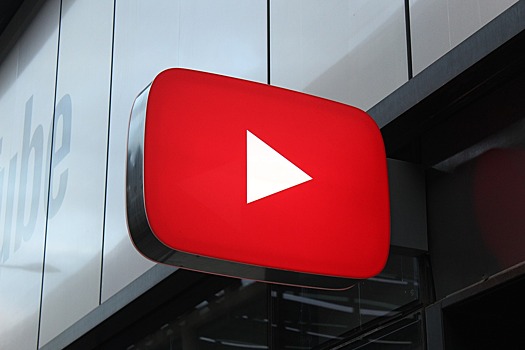 Гендиректор YouTube получила премию за свободу слова, которую сам видеохостинг и спонсирует