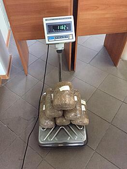 Калининградец пытался вывезти из Калининградской области 11 килограммов янтаря