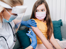 Медсестру из Италии оштрафовали на огромную сумму за имитацию прививок