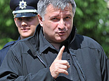 Новая стая. На Украине Аваков открыл второй призыв боевиков и националистов