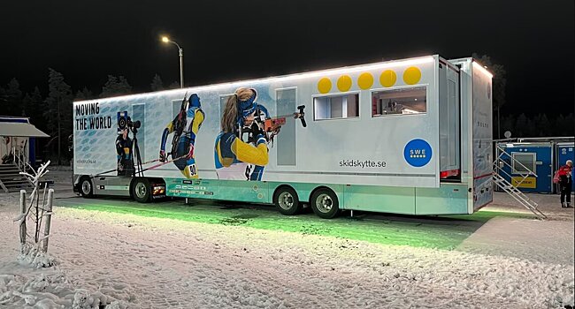 Шведские биатлонисты потратили 45 млн рублей на грузовик для смазки лыж