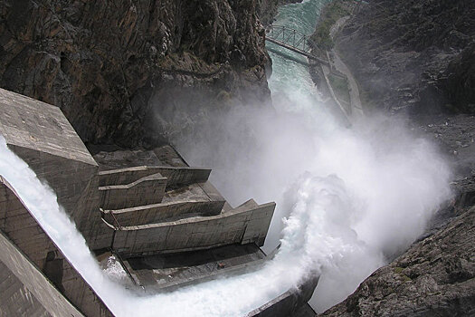 В КР капитально отремонтируют Токтогульскую ГЭС