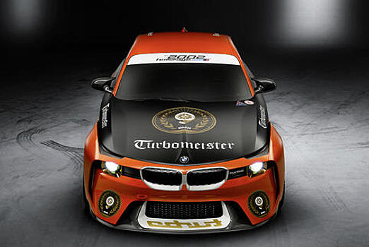 BMW превратила ливрею Jagermeister в посвящение турбонаддуву