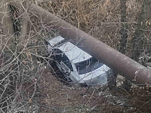 В Волгограде в ДТП с рухнувшим в овраг такси пострадал 80-летний мужчина