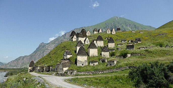 Горы, воздух, история: что делать в Осетии весной