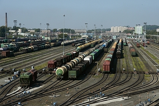 МЖД: Украинские радикалы не влияют на движение поездов