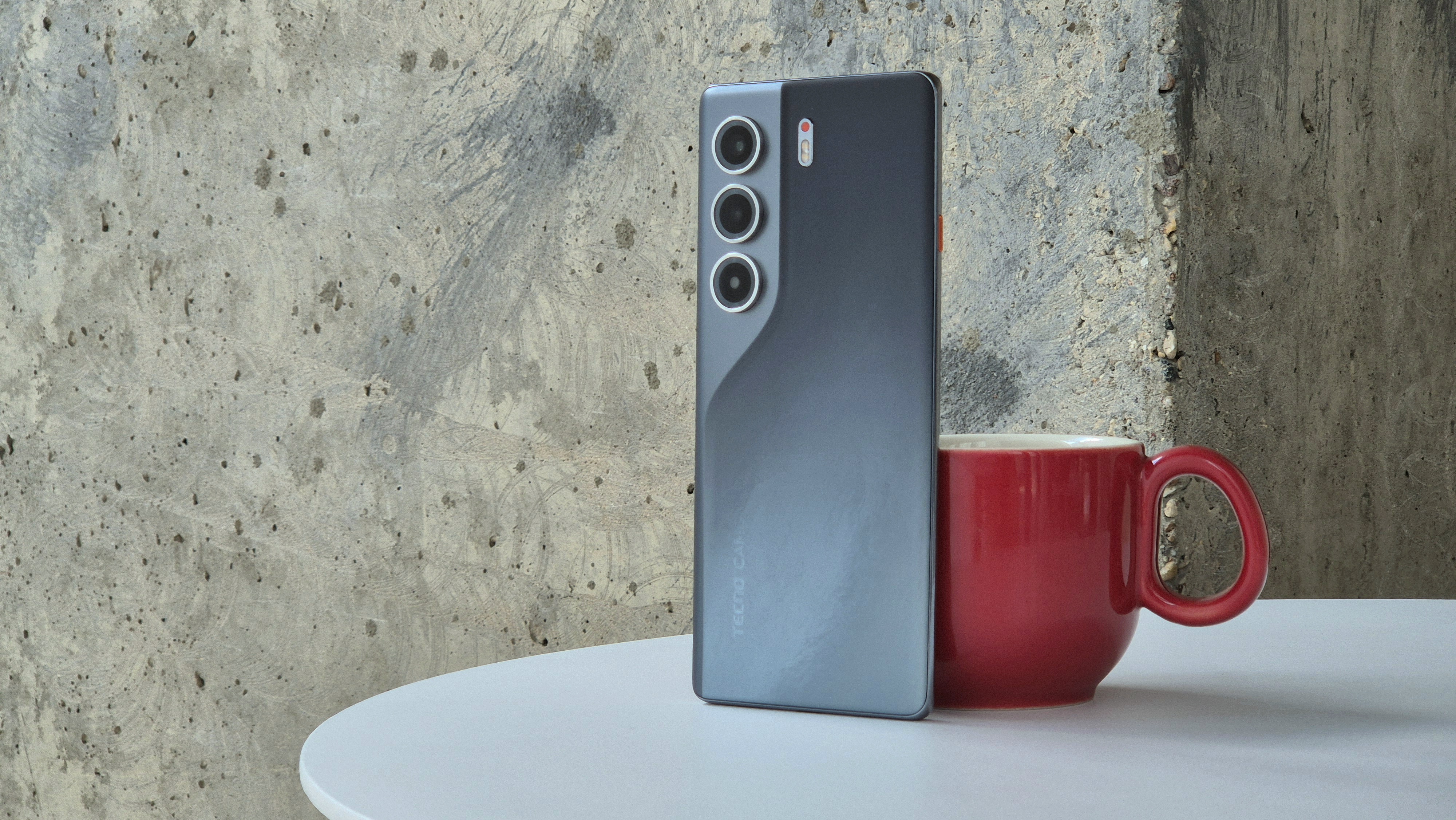 Обзор Tecno Camon 40 Pro 5G: красивый смартфон среднего класса с полноценным AI - EuroPress.news