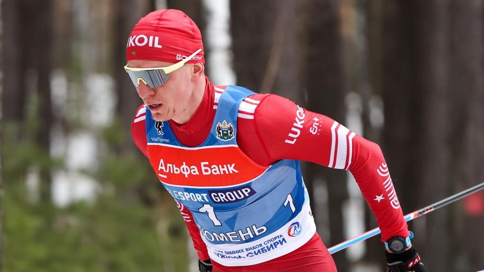 Бородавко объяснил невыход Большунова в финал спринта нелучшим самочувствием лыжника