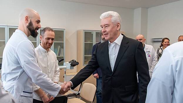 Собянин посетил Московский многопрофильный клинический центр «Коммунарка»