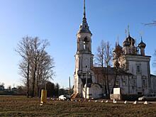 На храме Сретения Господня в Вологде подготовили к реставрации центральный купол