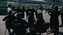 Зрелищное выступление юношеского оркестра на Красноярской ГЭС