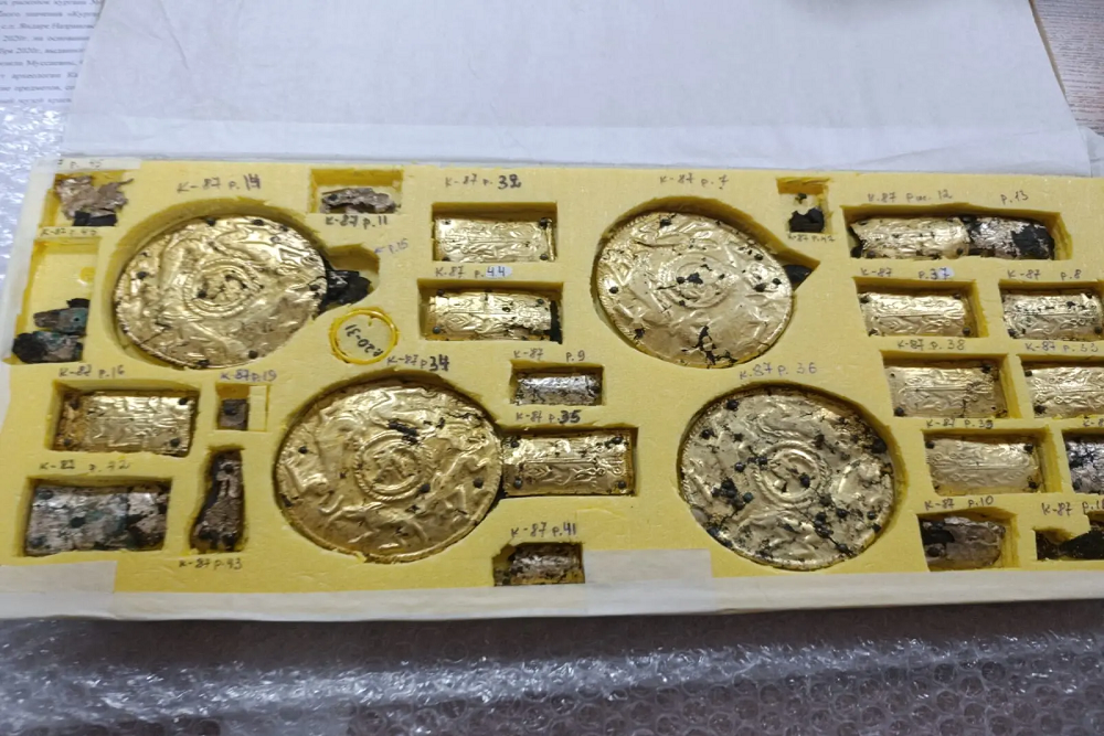 В Ингушетии впервые увидели золотую сбрую, найденную при ремонте трассы "Кавказ"