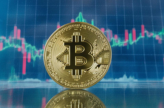 А он всё растёт: BTC достиг $52 тысяч на фоне высокого спроса в США