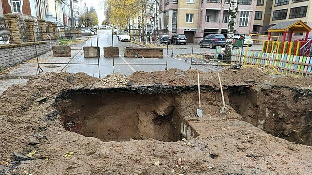 За длительное отсутствие горячей воды кировчанам благоустроят дворы